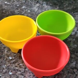 Taco Tuesday Set of 3 Colorful Silicone Bowls - Red, Yellow, Green Vintage